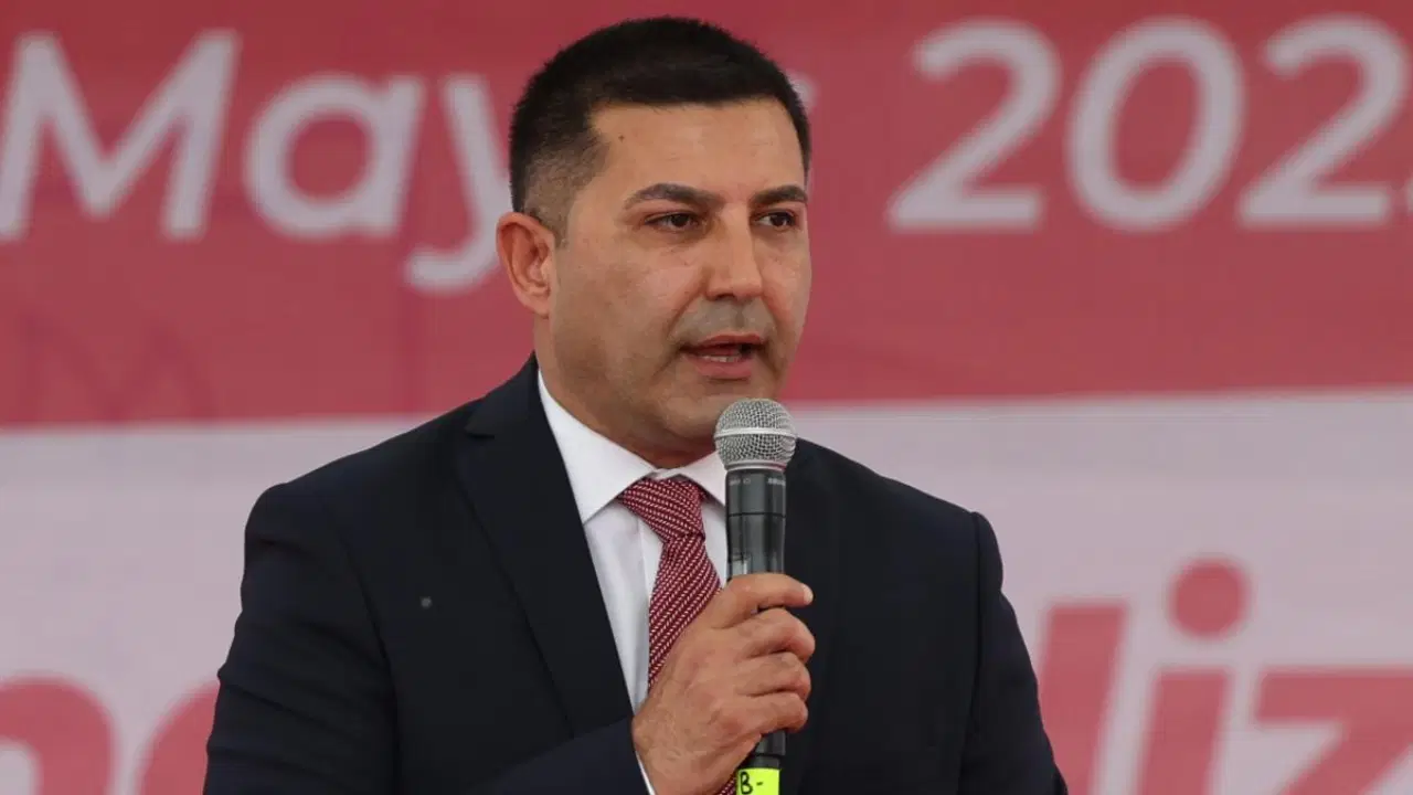 TBB Ömer Günel’in avukatları için tepki: ‘Mesleki faaliyetlerin suç olarak nitelendirilmesinden vazgeçilmeli’
